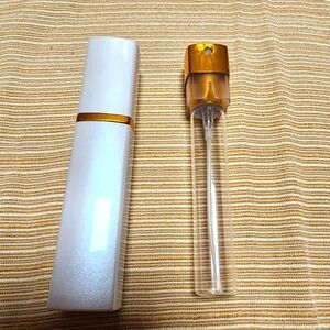 New 9.5ml Refillable White & Gold Fragrance Atomizer